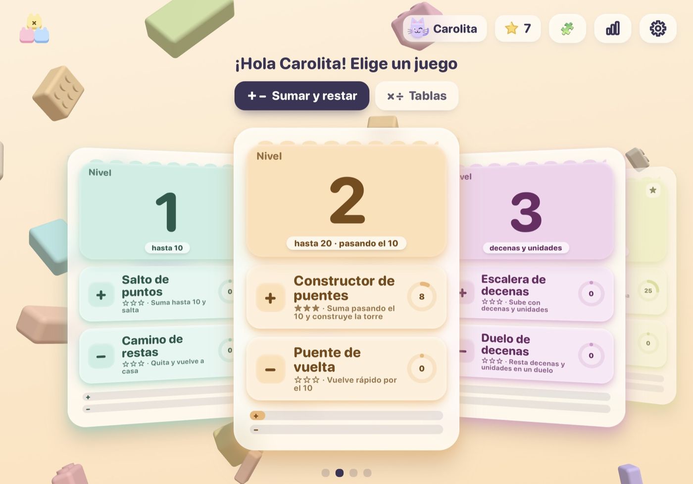 Saturday night: the first home screen. Spanish UI, level cards, the original soft toy-block look and a cat avatar.